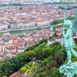 Lyon et la médaille de dévotion : comment une ville est devenue le centre d’un savoir-faire national