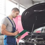 Comparatif des tarifs et services des mécaniciens automobiles dans le Grand Montréal
