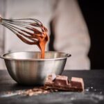 Devenir chocolatier : que devriez-vous savoir avant de vous engager ?