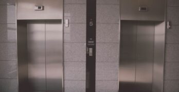 Quelles précautions prendre avant d’installer un ascenseur résidentiel ?