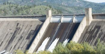 Victoire ! Le plus grand démantèlement de barrage de l’histoire sauve le saumon (et les terres ancestrales des autochtones)