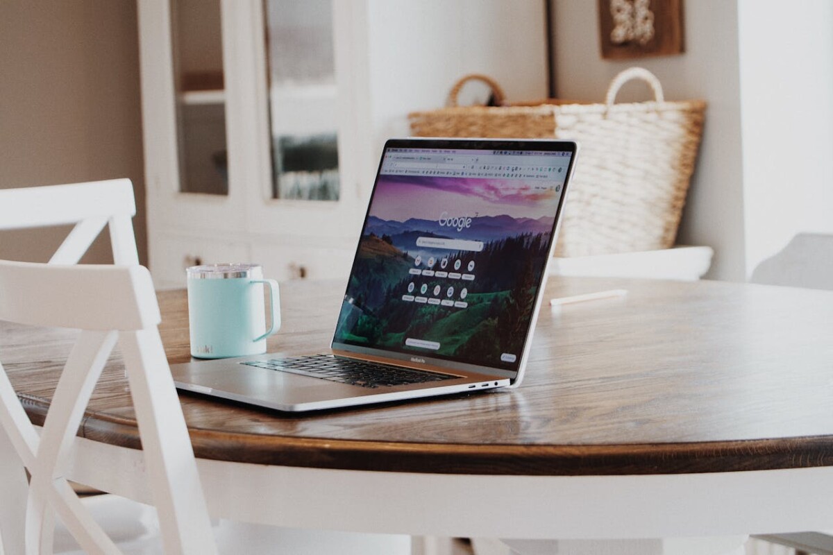 Créer son site internet avec une agence web spécialisée en SEO - Omebatobo