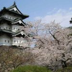 Au Japon, un château de 400 tonnes a été déplacé à la main, sans être démonté