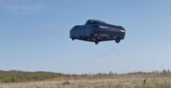 La voiture volante est une réalité, mais la réglementation du trafic aérien dans les villes est encore loin d’être mise en place